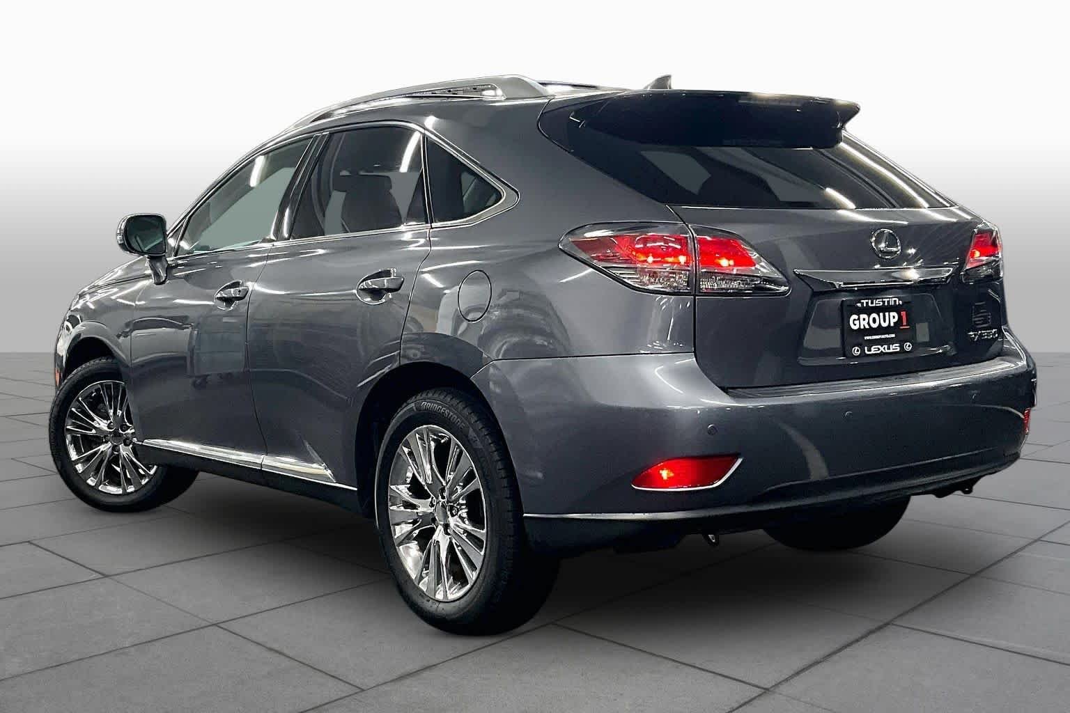 Used 2014 Nebula Gray Pearl Lexus  image 12
