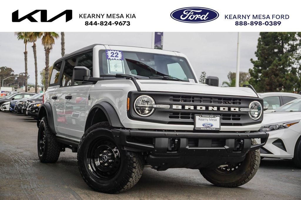 2022 Ford Bronco Black Diamond Mid (322A) 4x4's photo