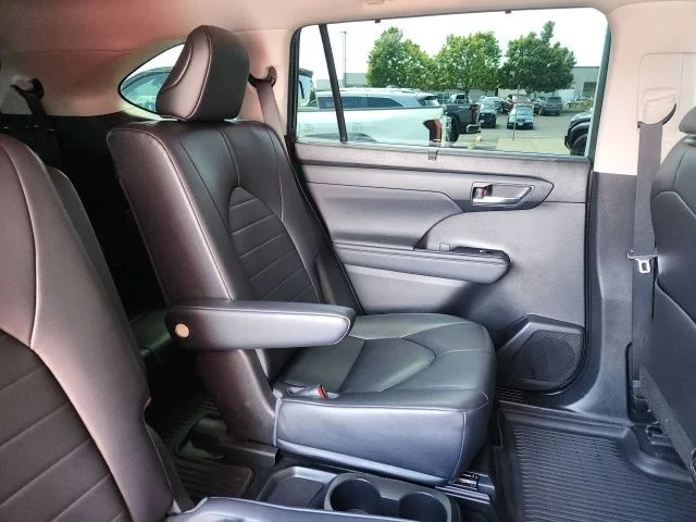 Used 2023 Black Toyota XLE image 25