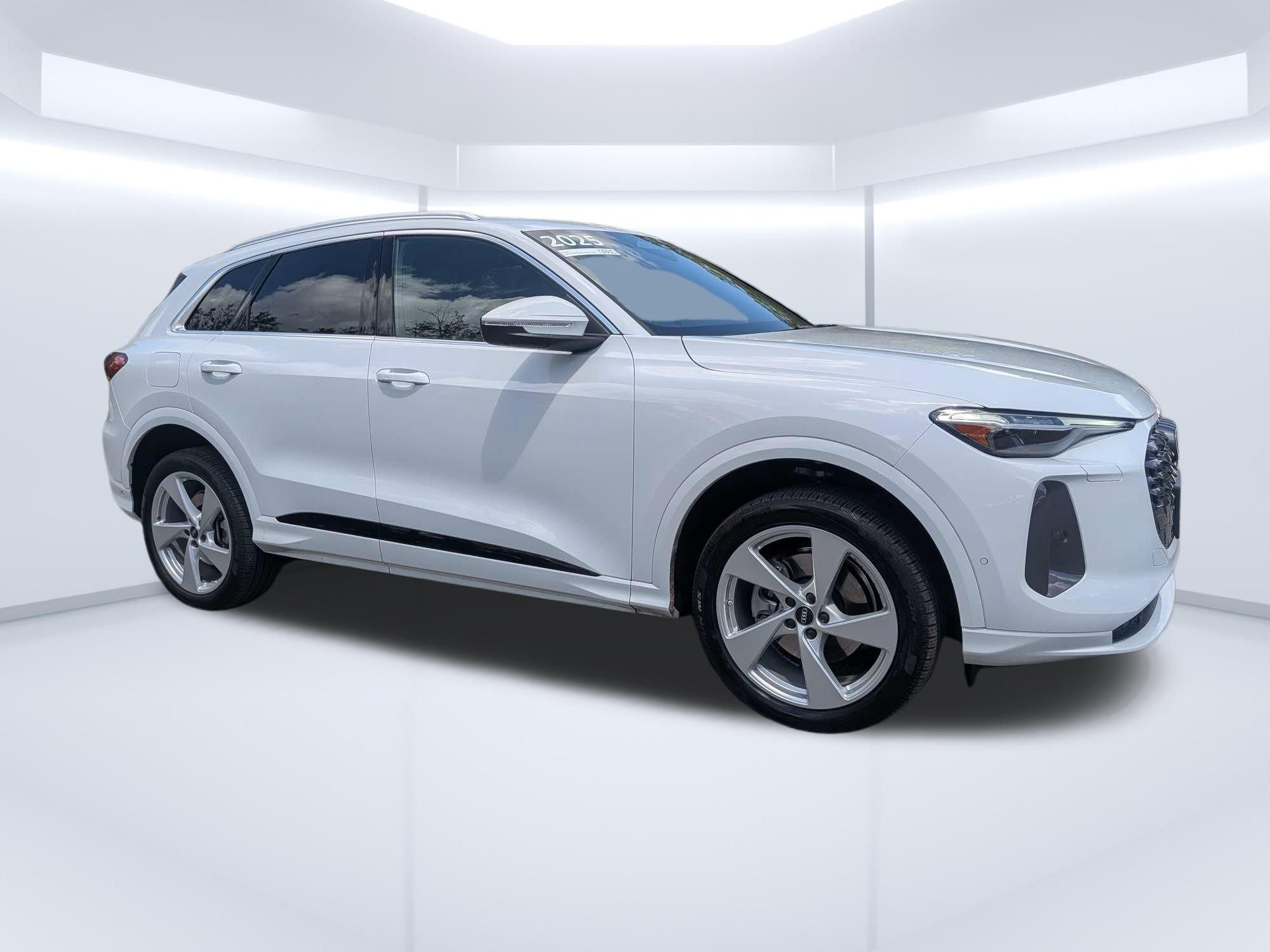 2025 Audi Q5 2.0T Premium Plus