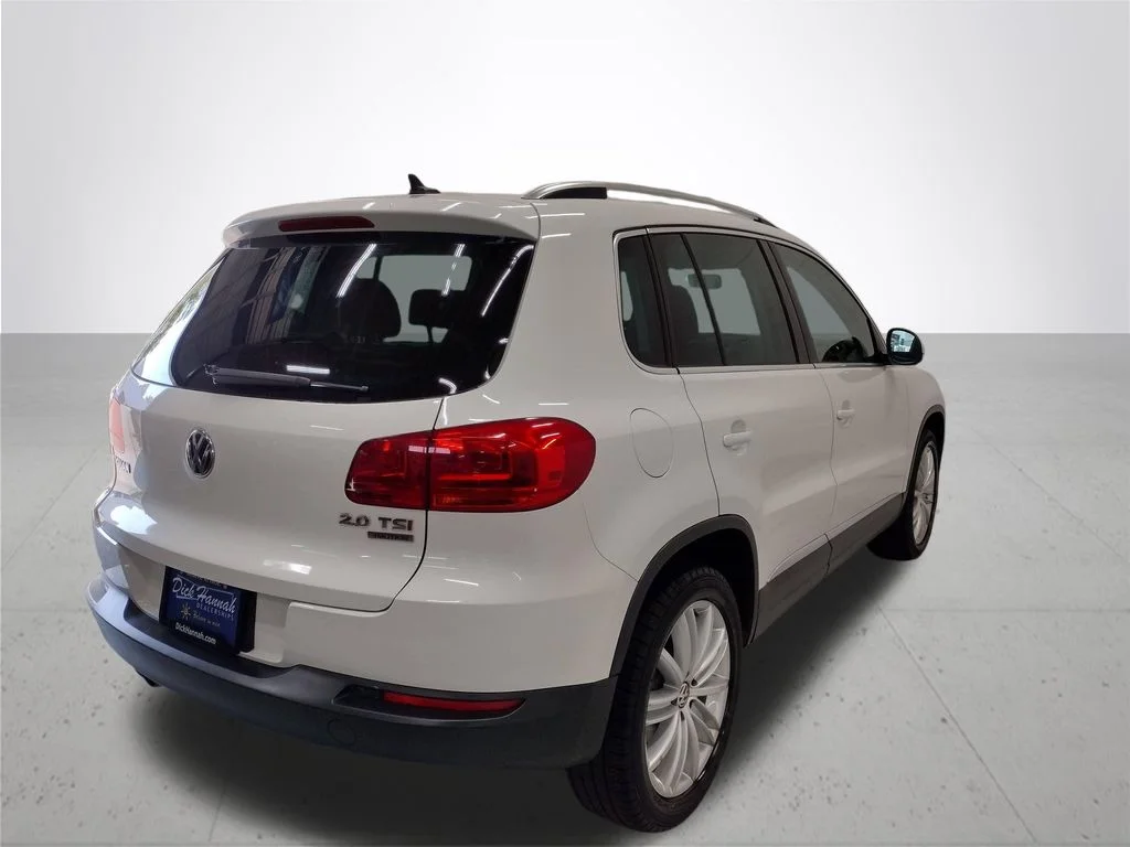 Used 2014 White Volkswagen SE image 14