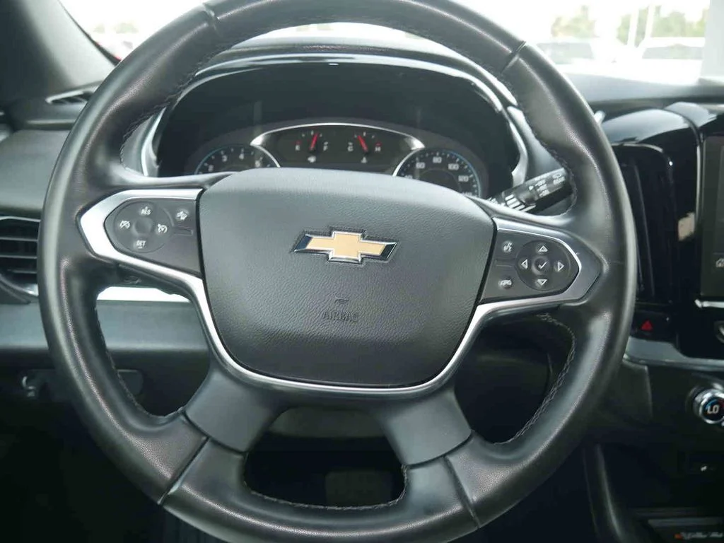 Used 2023 Gray Chevrolet LT 1LT image 32