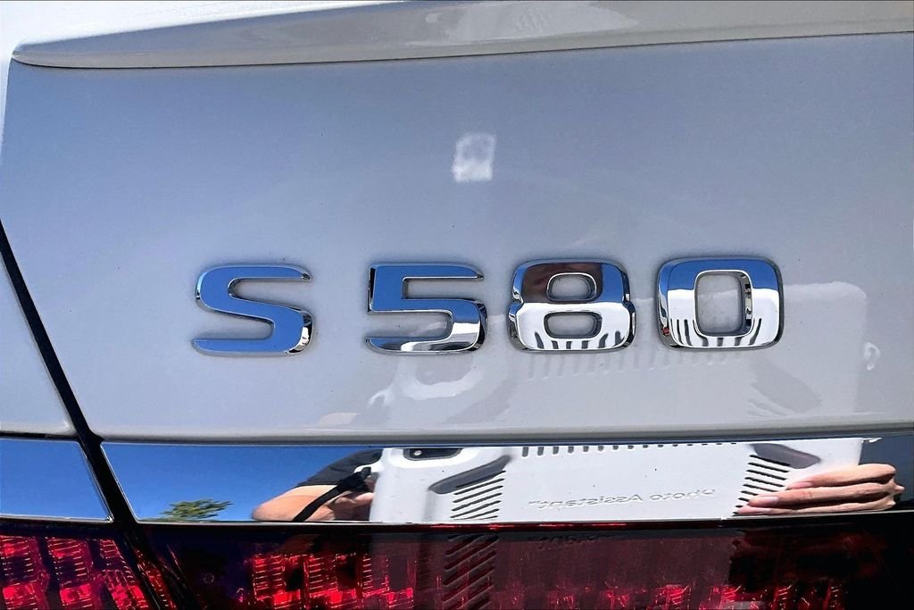 Certified Used 2023  Mercedes-Benz S 580 image 33