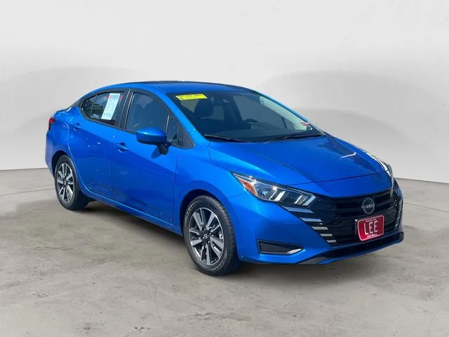 Used 2024 Blue Nissan 1.6 SV image 7