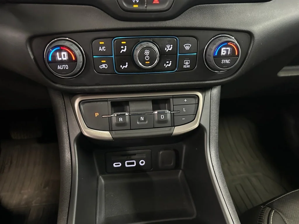 2023 GMC Terrain Denali - Photo 18