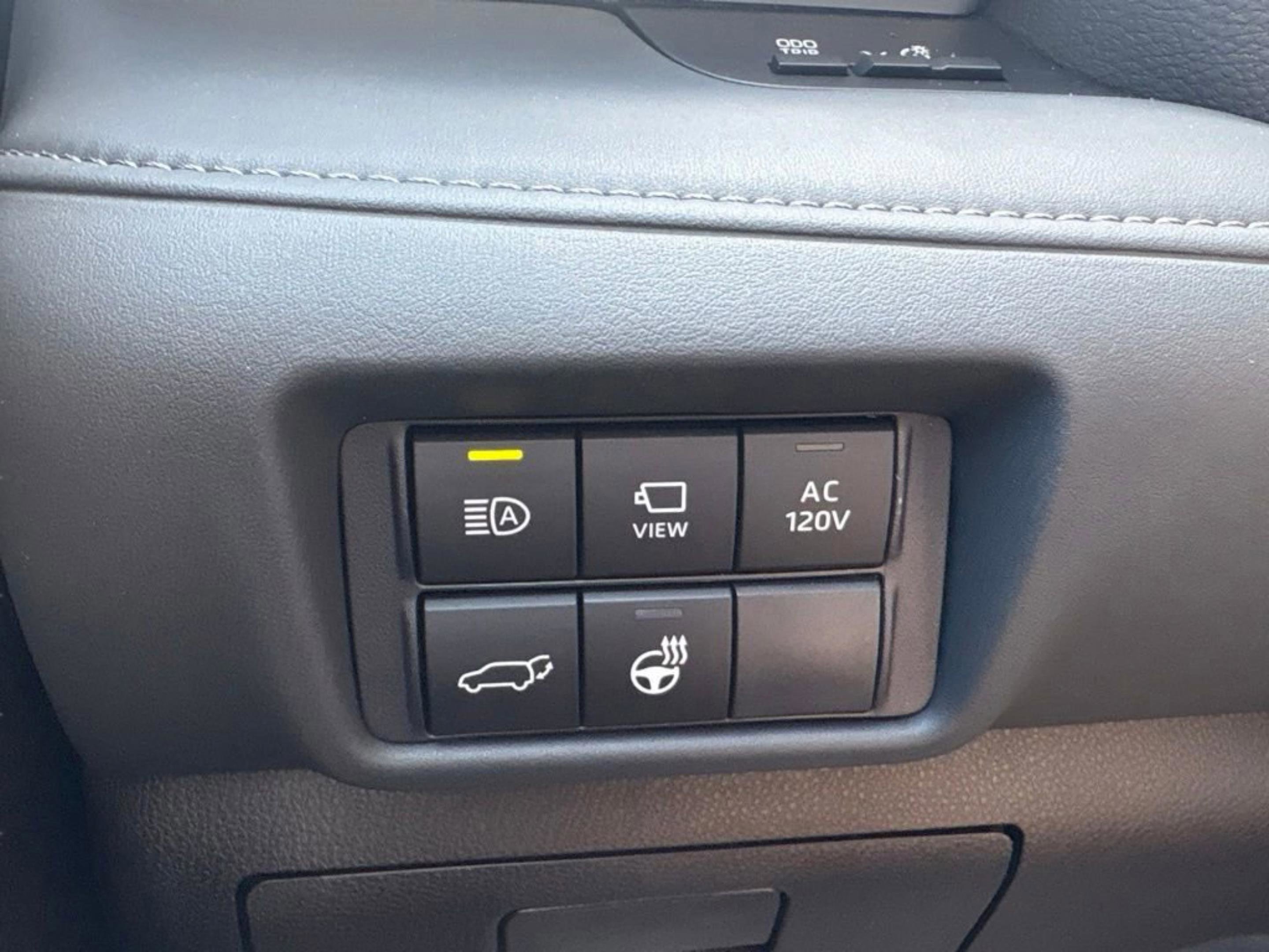 New 2026 0089/Wind Chill Toyota Hybrid Limited image 21