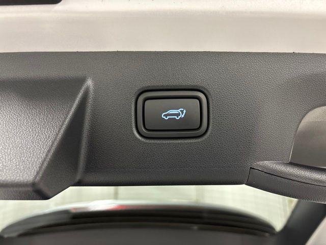 New 2026 Silver Hyundai SEL AWD image 28