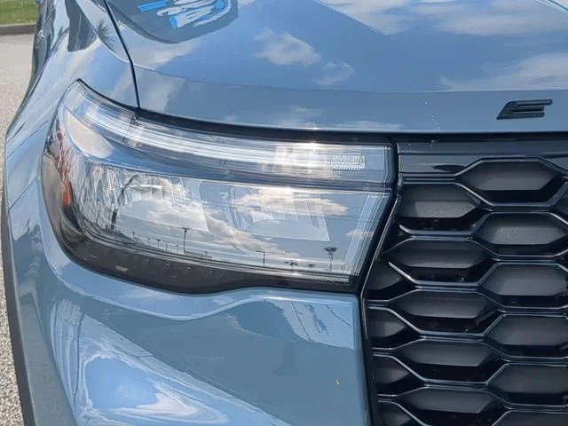 New 2026 Vapor Blue Metallic Ford ST-Line image 10
