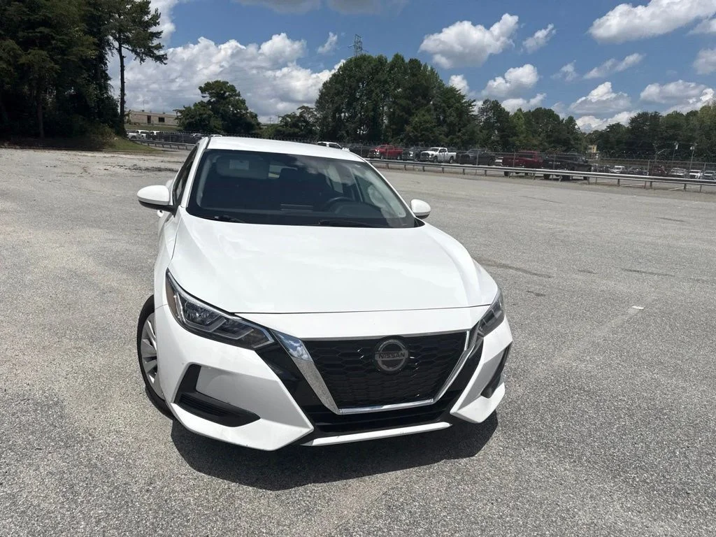 Used 2023 White Nissan S image 8