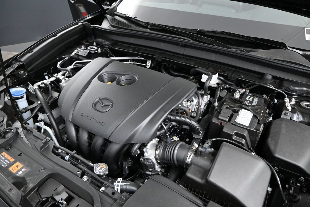 New 2026 Jet Black Mica Mazda 2.5 S Preferred AWD image 21