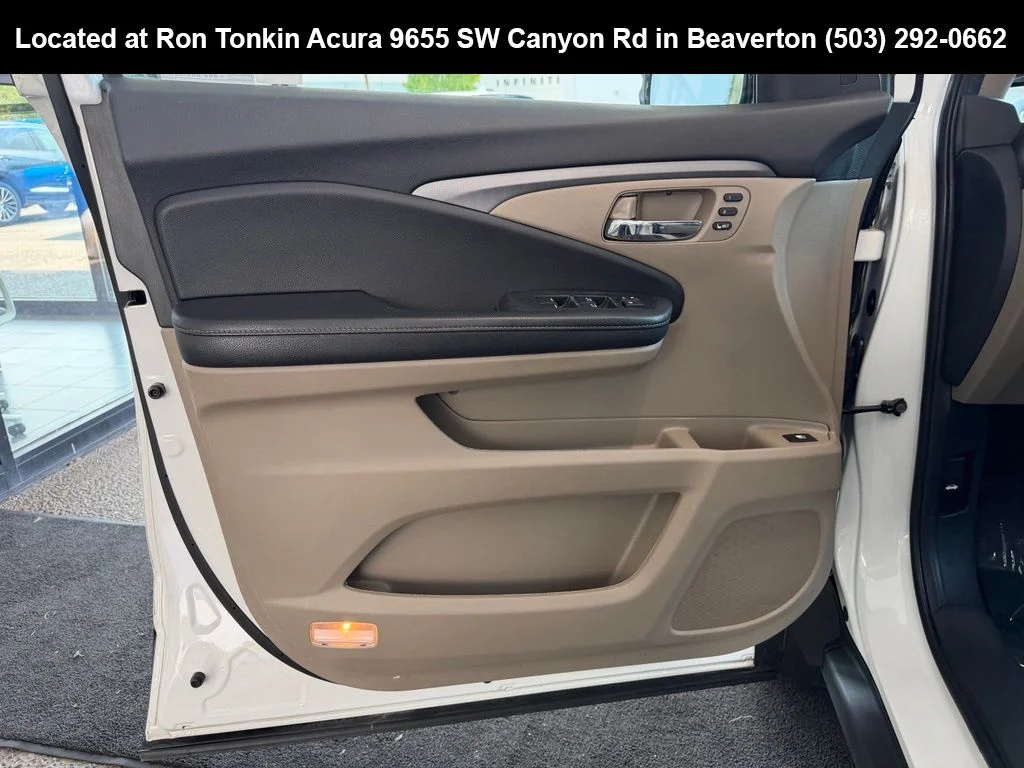 Used 2023 Platinum White Pearl Honda RTL-E image 11