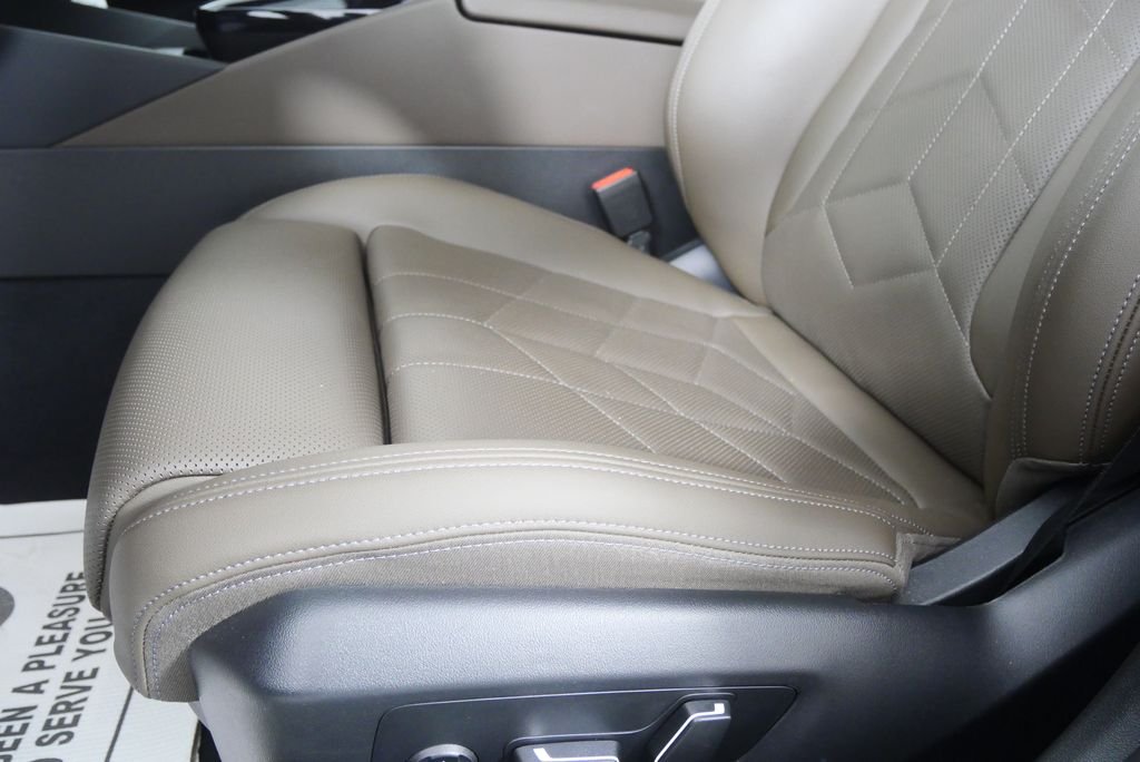 Certified Used 2026 Brooklyn Grey Metallic BMW 540i xDrive image 9