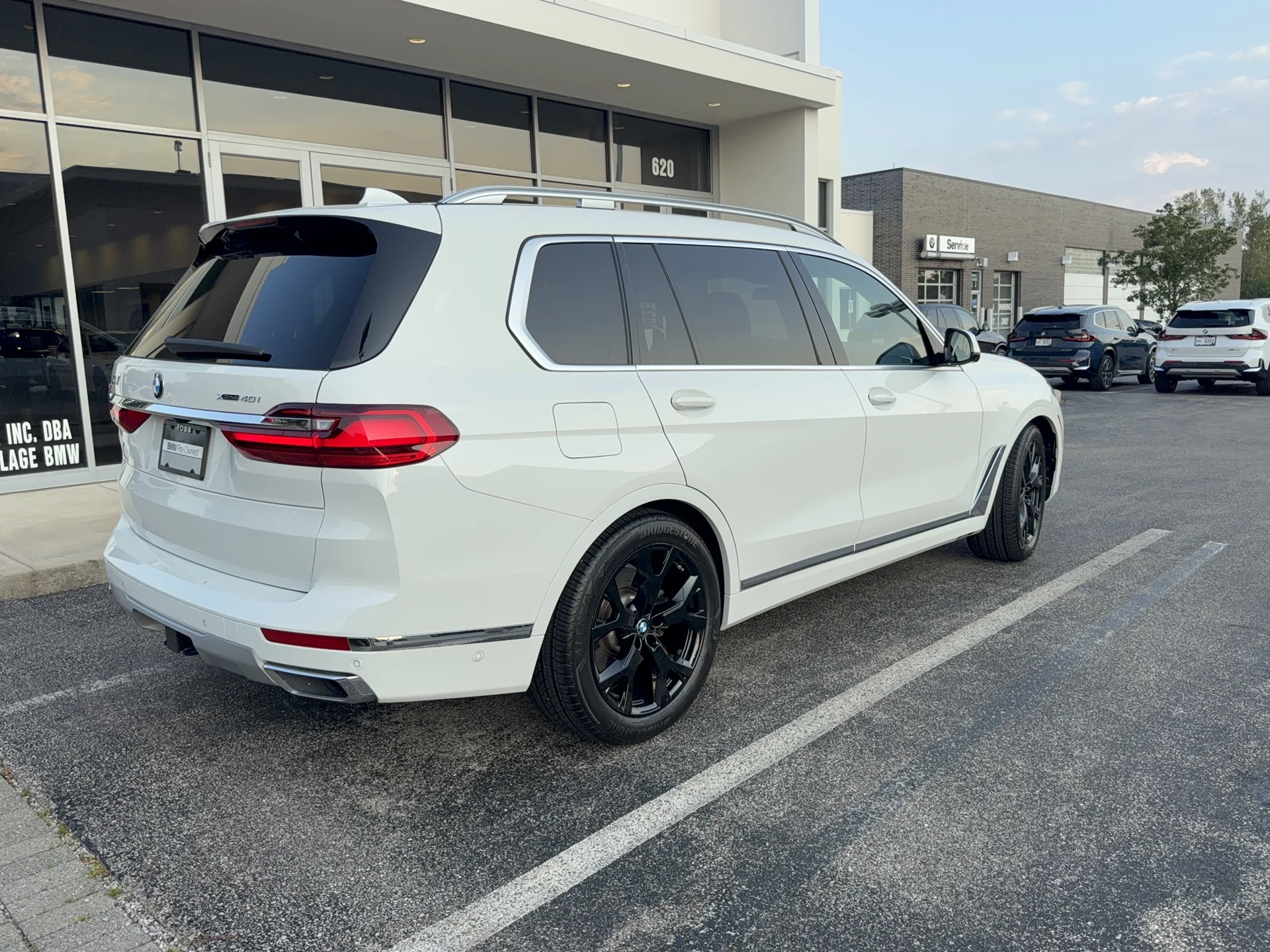 Used 2022 Alpine White BMW xDrive40i image 3