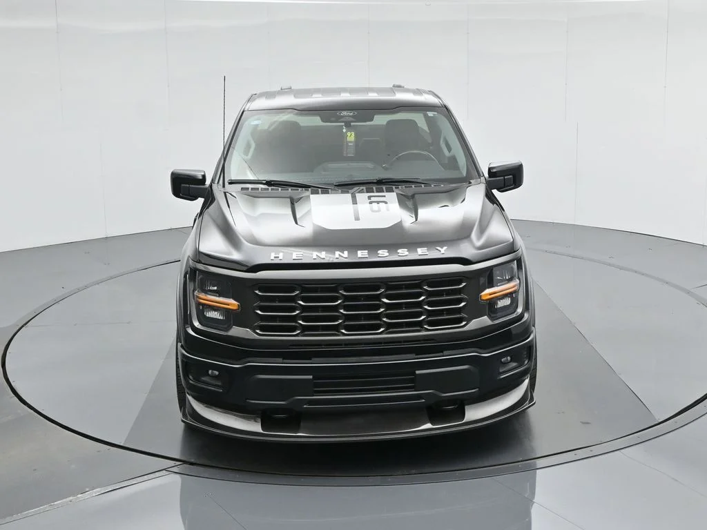 New 2025 Black Ford XL image 32