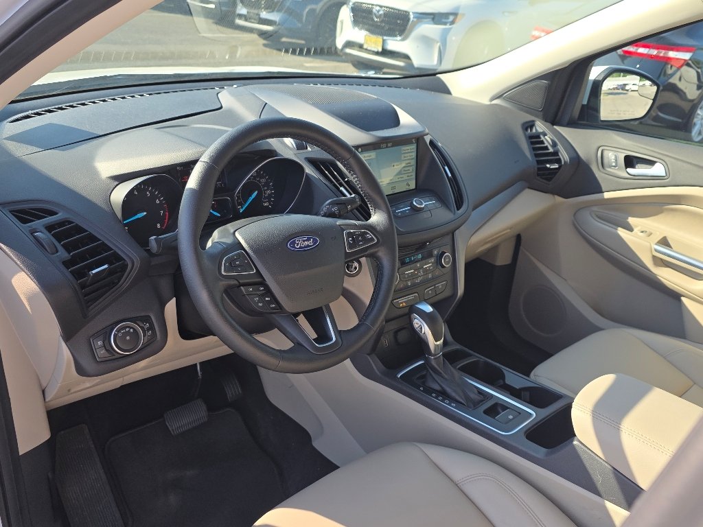 Certified Used 2019 Oxford White Ford SEL image 33