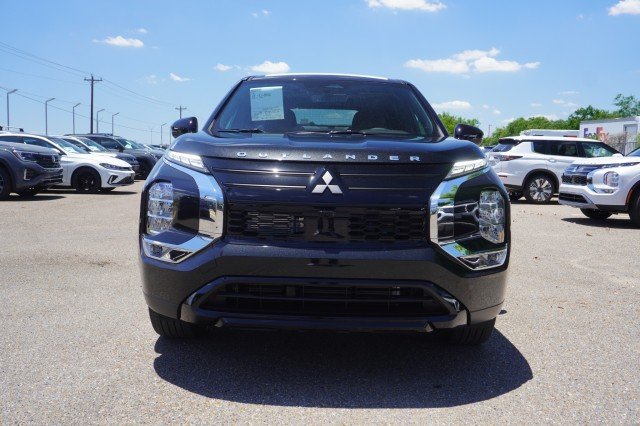 New 2026 Black Diamond Mitsubishi SE image 2