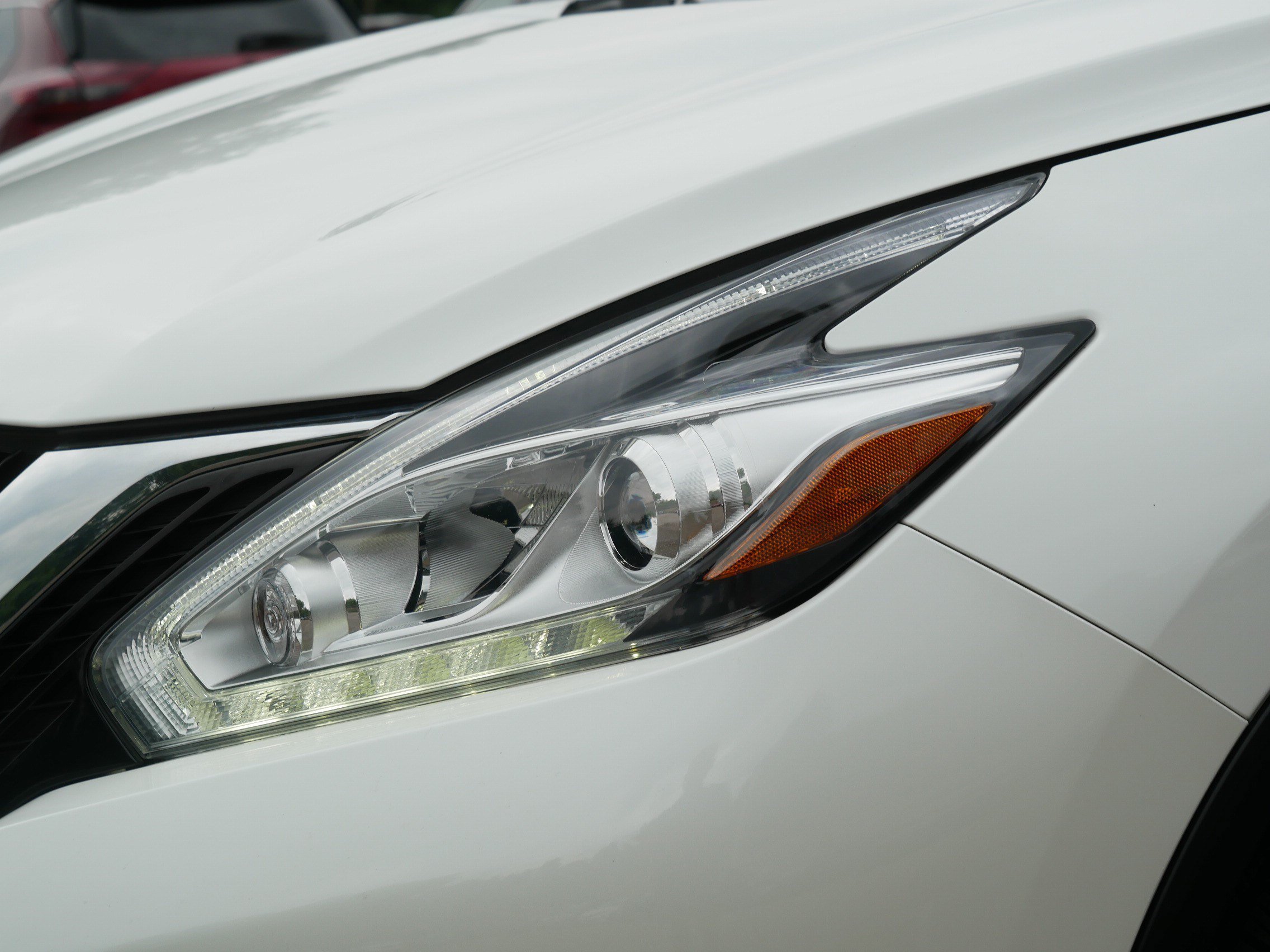 Certified Used 2017 Pearl White Nissan Platinum image 16