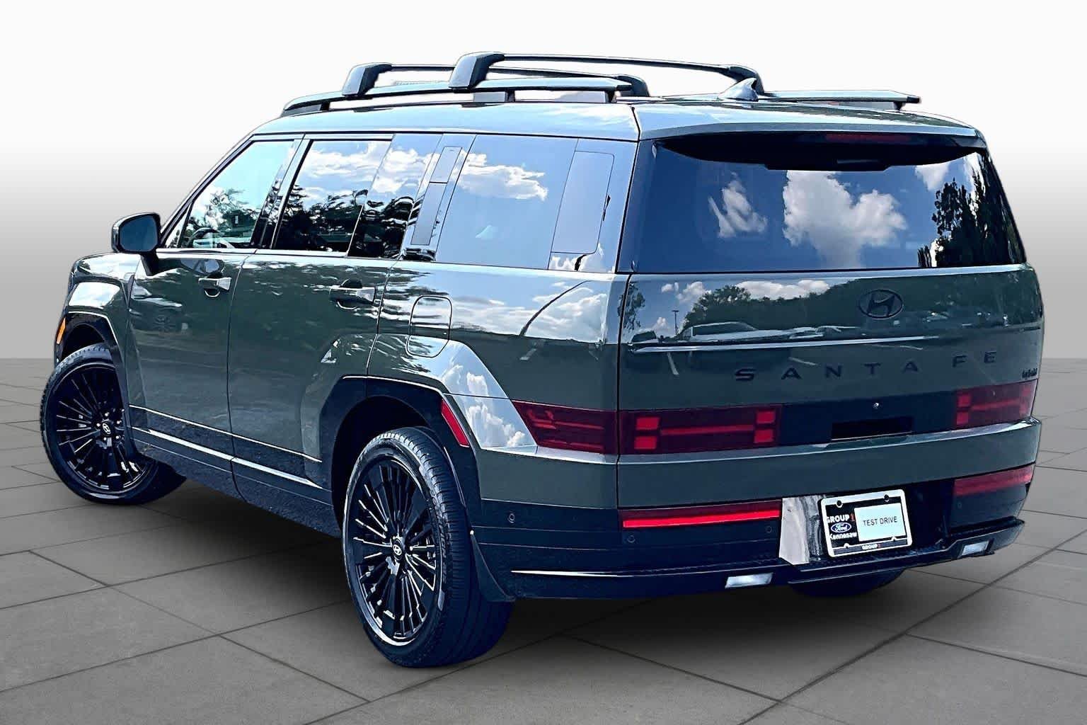 Used 2025 Rockwood Green Hyundai Calligraphy image 12