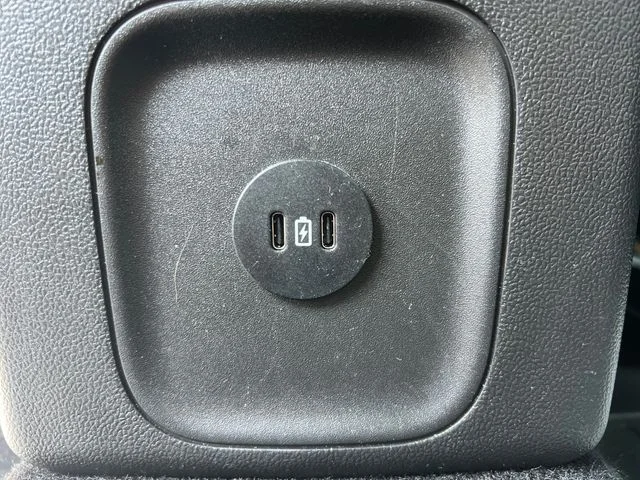 Used 2025 Gray Ford ST-Line image 26