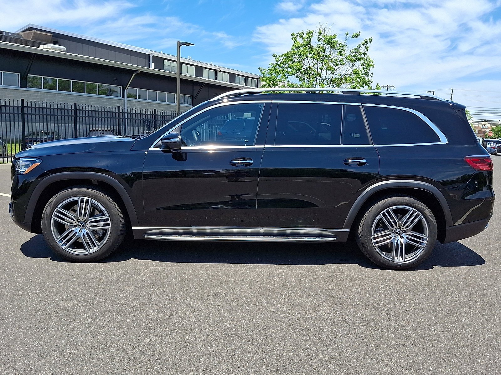 Used 2026 Black   040 Mercedes-Benz GLS 450 image 7