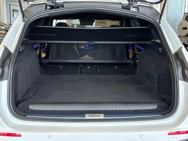 New 2026 MANUFAKTUR Moonlight White Magno Mercedes-Benz AMG® E 53 E 4MATIC+ Wagon image 75