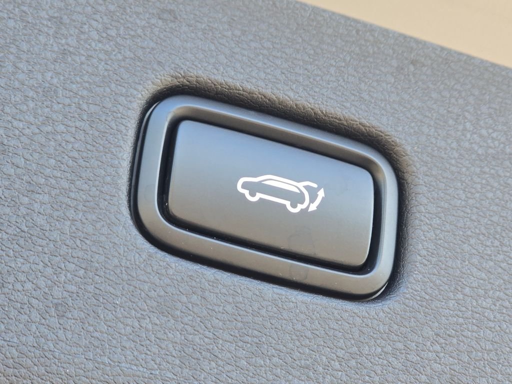 Used 2025 Gray Kia X-Line image 16