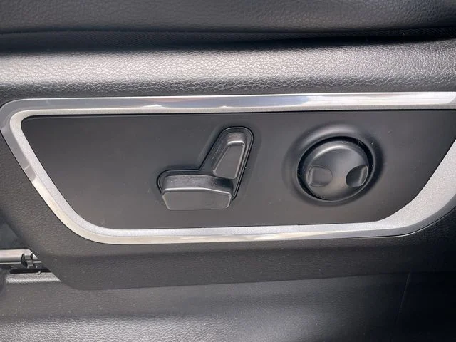2023 RAM Ram 1500 Pickup Laramie - Photo 12