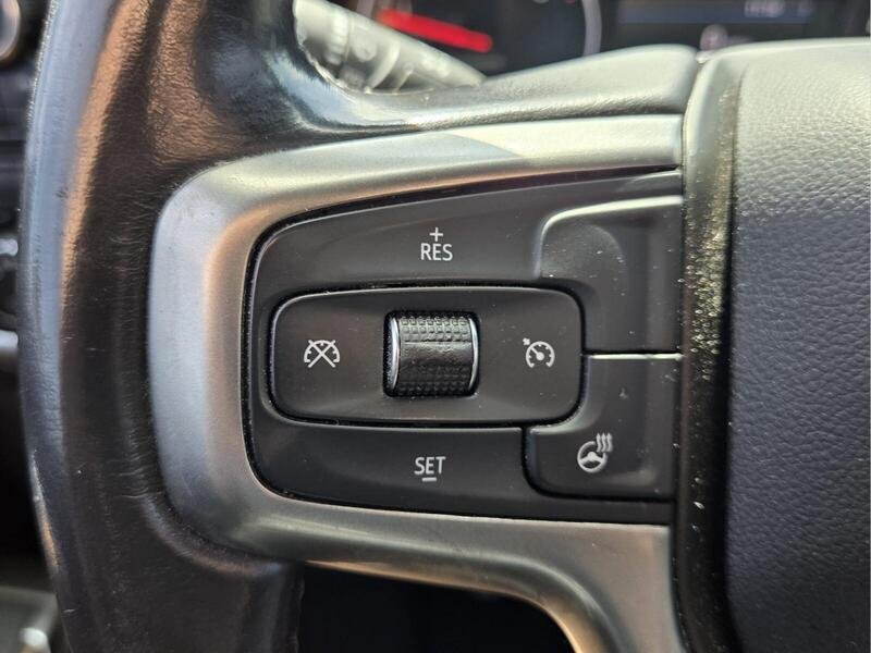 Used 2021 Pearl CHEVROLET 4WD CREW CAB 147" RST image 31