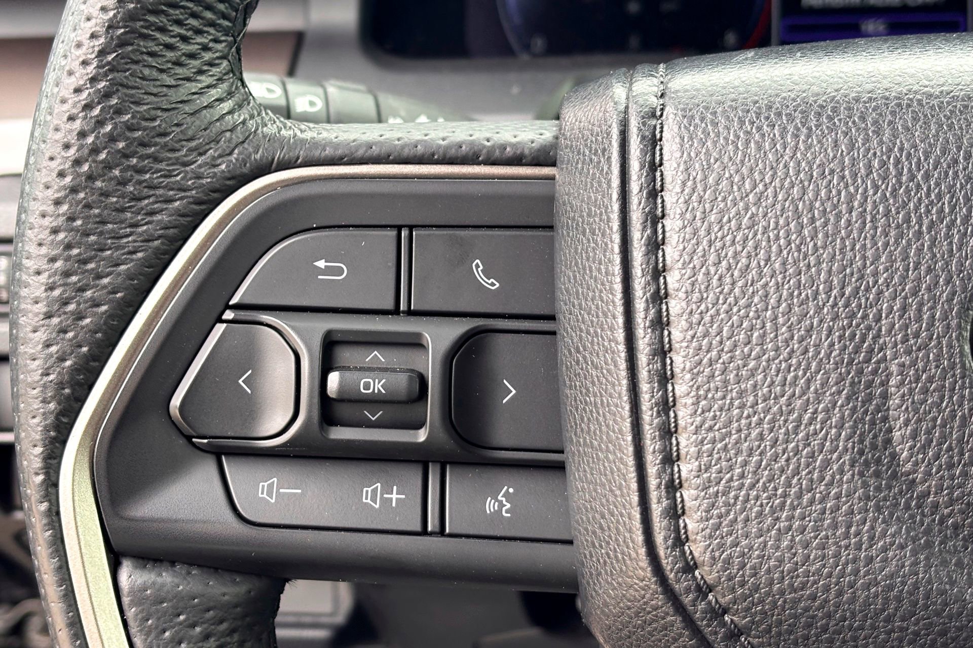 2024 Toyota Tacoma TRD Sport - Photo 15