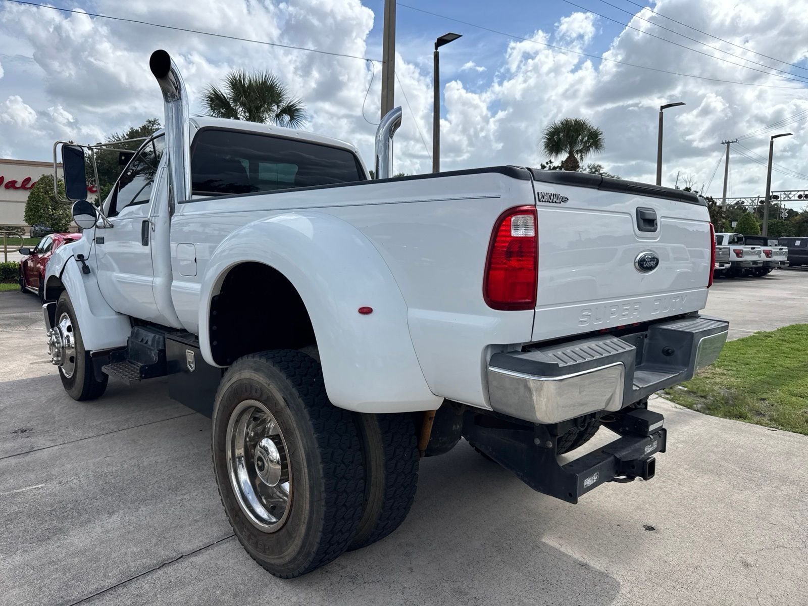 Used 2004 White Ford XLT image 3