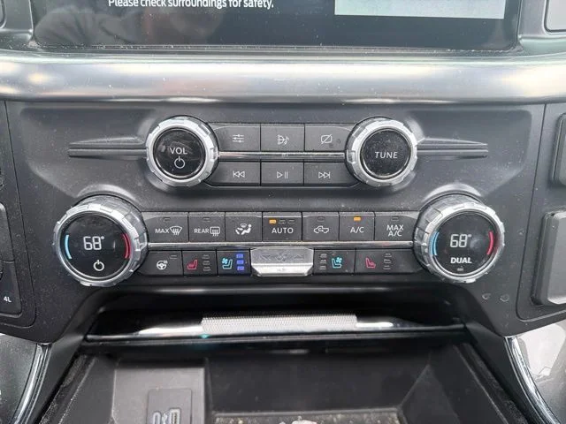 Used 2021 Gray Ford Lariat image 29