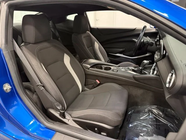 Used 2018 Blue Chevrolet 1LT image 29