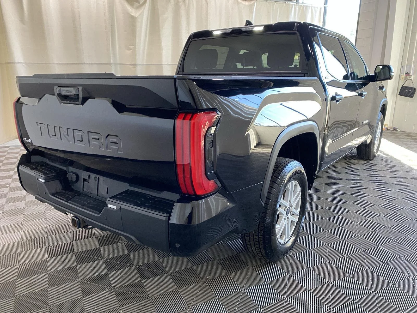 Used 2023 Midnight Black Metallic Toyota SR5 image 13