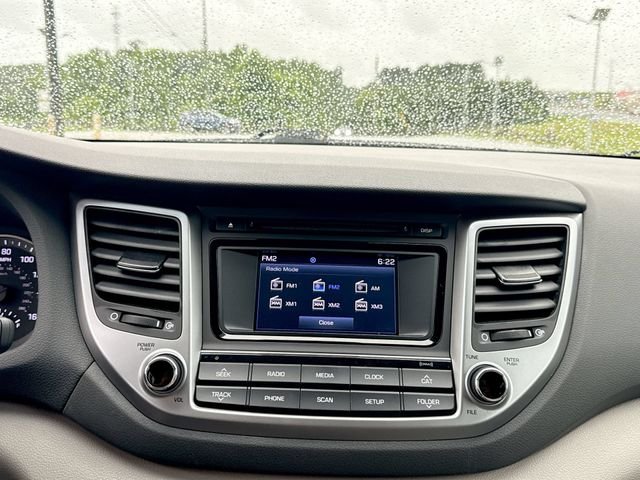 Used 2017 White Hyundai SE image 16
