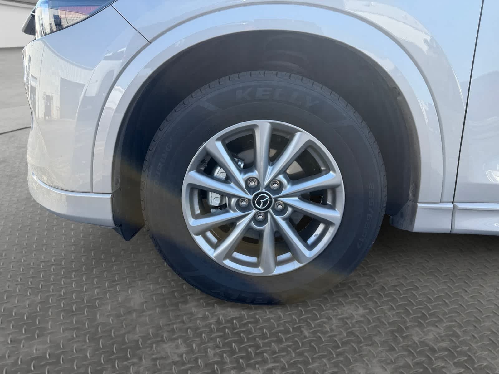 Used 2025 Platinum Quartz Metallic Mazda 2.5 S Preferred Package image 9