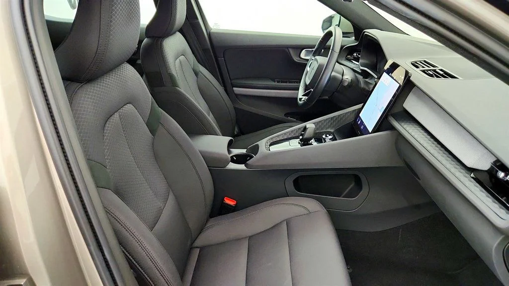 Used 2022 Moon Polestar Long Range Dual Motor w/ Pilot Pkg image 23