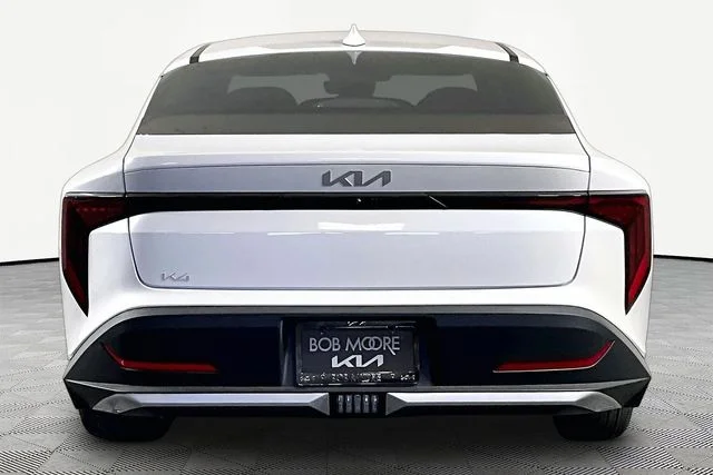 New 2026 White Kia LXS image 5