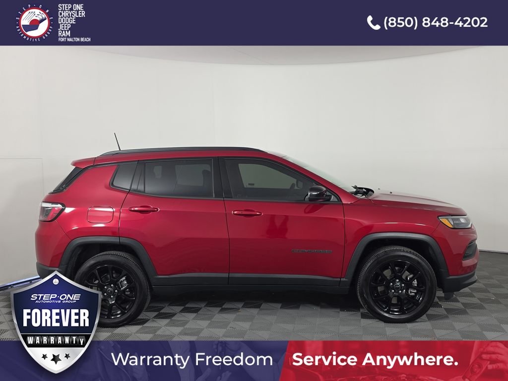 Used 2025 Red Jeep Latitude image 7