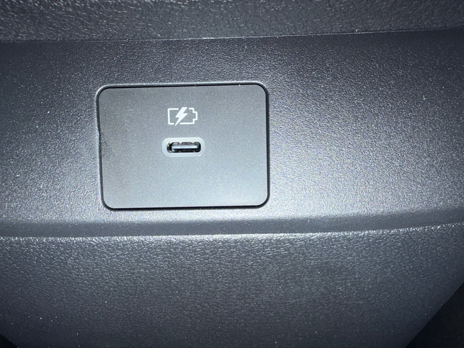 2026 Nissan Sentra SR - Photo 31