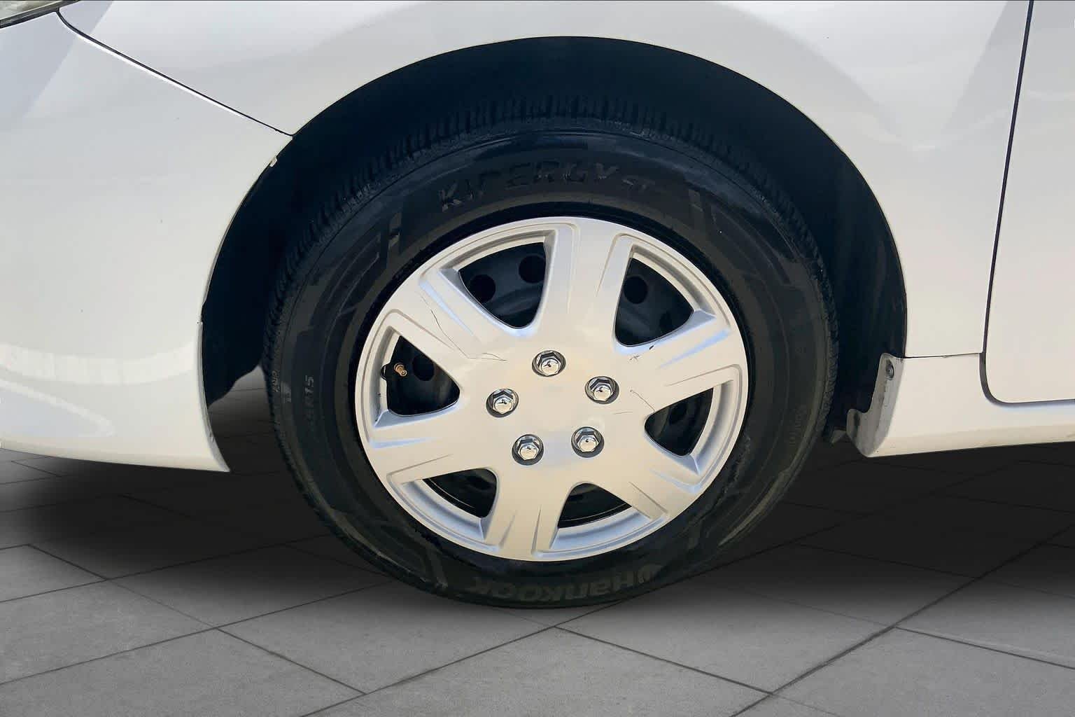 Used 2010 Super White Toyota LE image 10