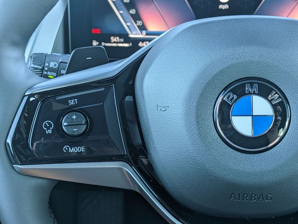 2026 BMW X3 30 - Photo 16