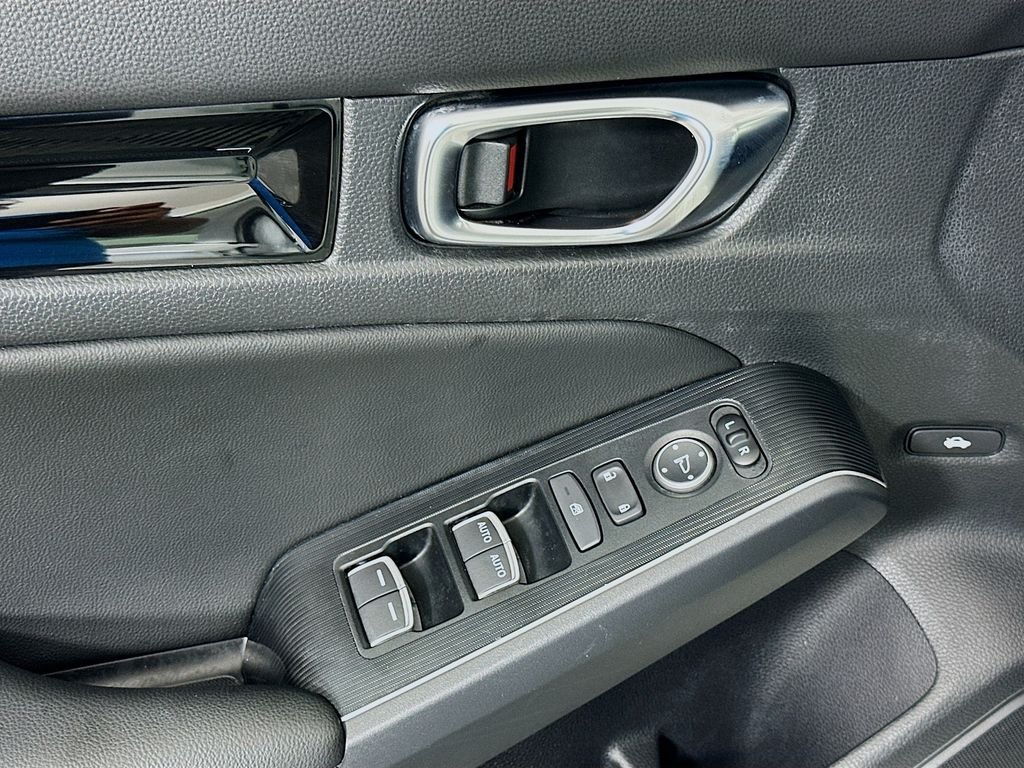 2022 Honda Civic Touring - Photo 18