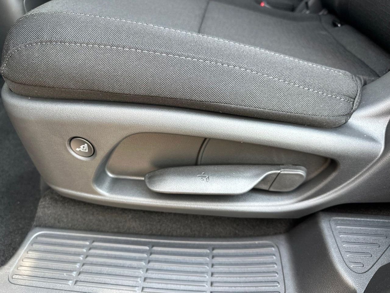 New 2026 Blue Hyundai SE AWD image 20