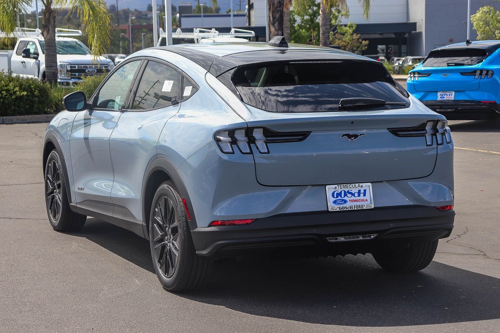 New 2026 Glacier Gray Metallic Tri-coat Ford Select image 6