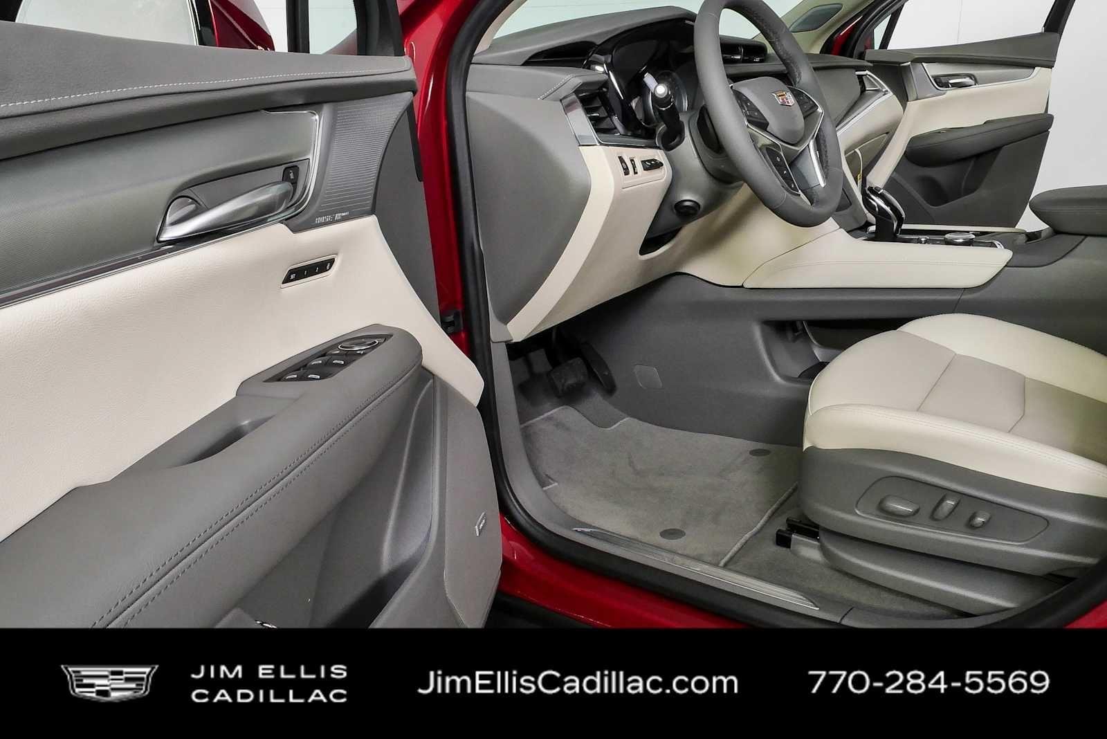 2026 Cadillac XT5 Premium Luxury - Photo 8