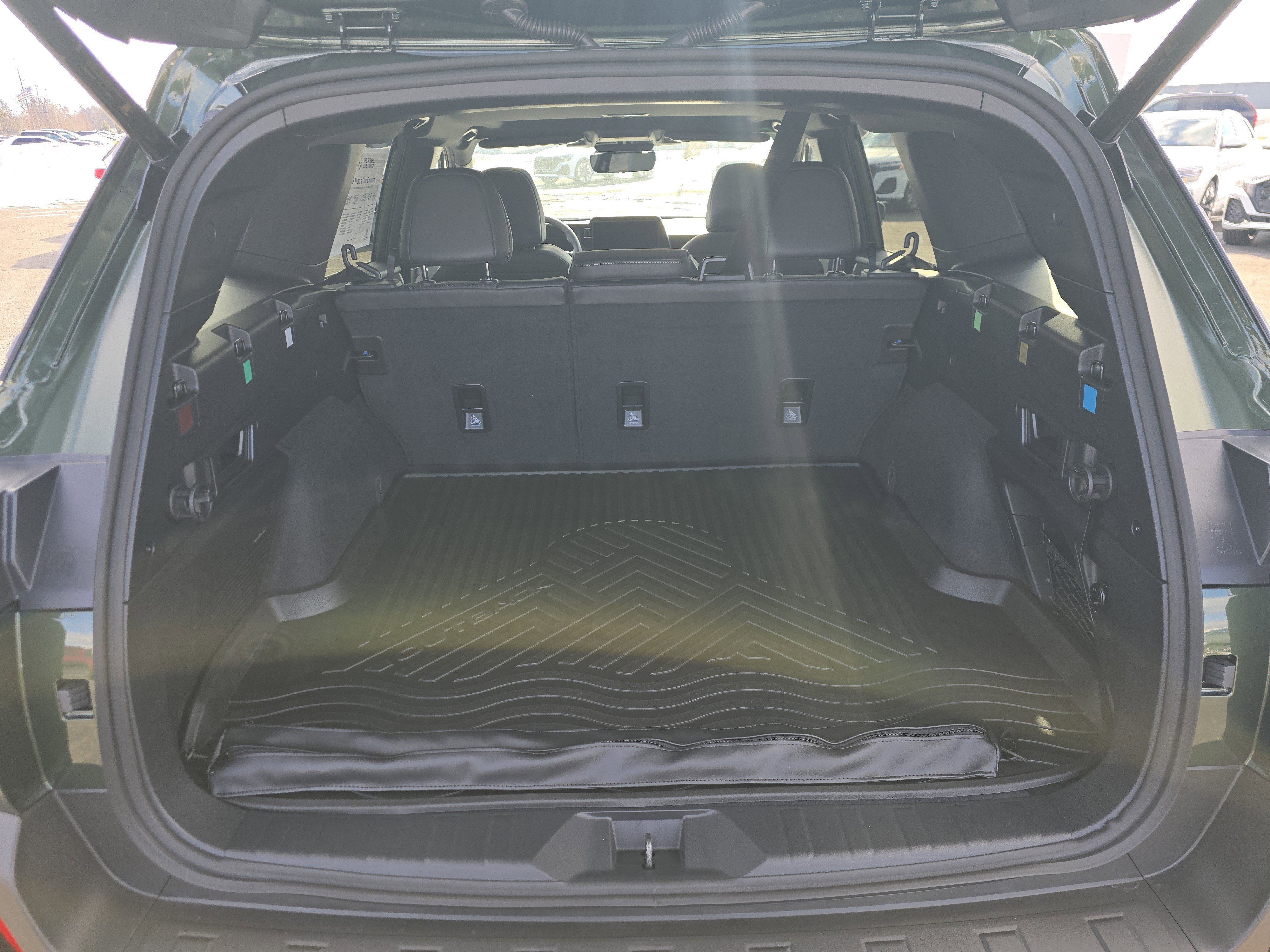 2026 Subaru Outback Limited - Photo 17