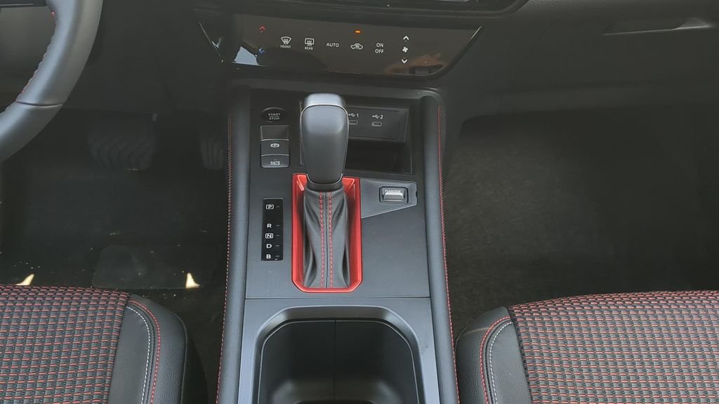 2026 Nissan KICKS SR - Photo 16