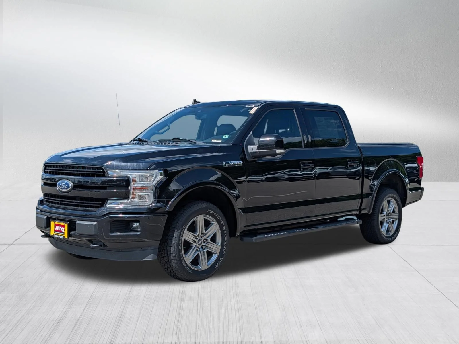 Used 2019 Agate Black Metallic Ford LARIAT image 3