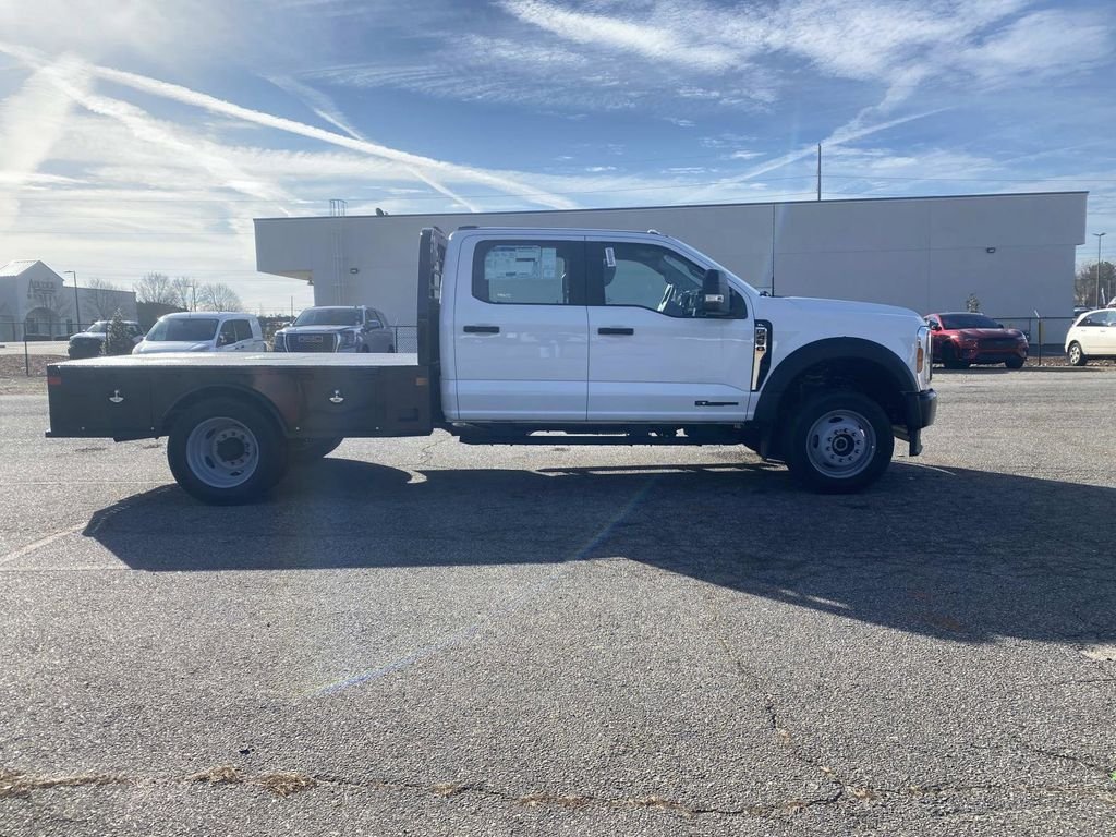 New 2026 Oxford White Ford F-450® XL image 2
