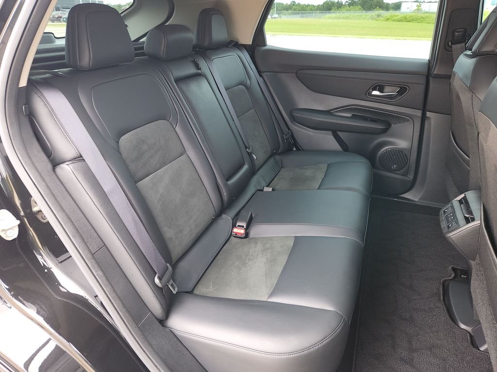 Certified Used 2023 Black Nissan ENGAGE image 15